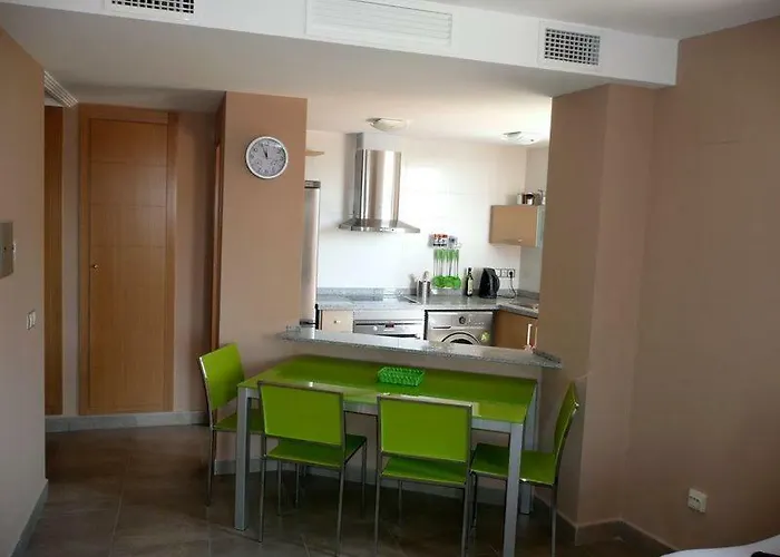 Casa Cerezos * 칼라 데 피네스트라트